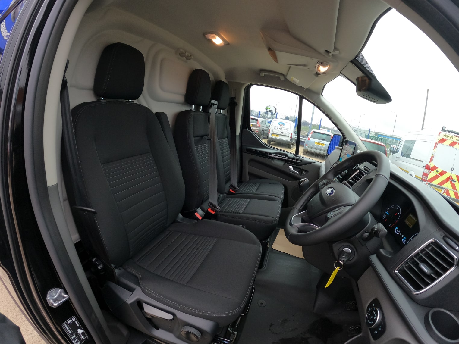 Ford TRANSIT CUSTOM 280 L1 DIESEL FWD 2.0 EcoBlue Hybrid 130ps Low Roof Limited Van